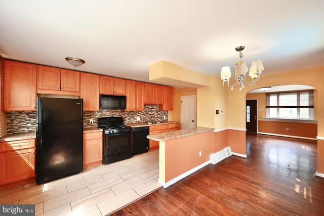 8215 CRAIG ST, Philadelphia, PA 19136