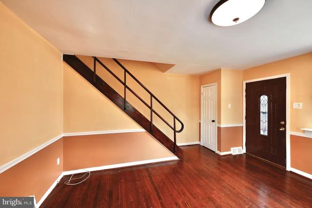 8215 CRAIG ST, Philadelphia, PA 19136