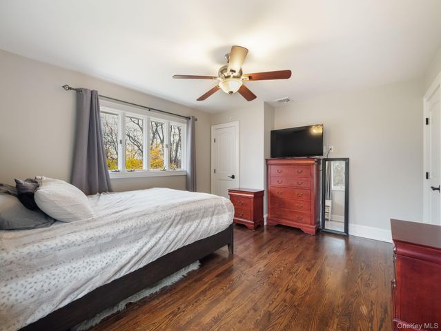 168 N Lincoln Street, Pearl River, NY 10965