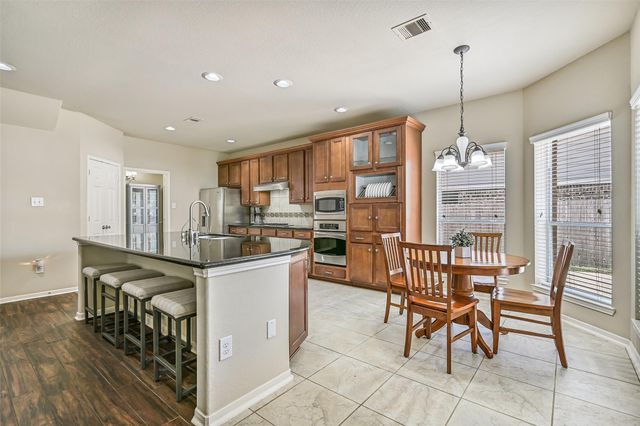 1226 Martinez Court, Friendswood, TX 77546