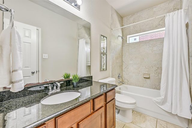 1226 Martinez Court, Friendswood, TX 77546