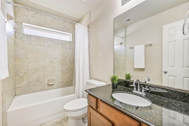 1226 Martinez Court, Friendswood, TX 77546