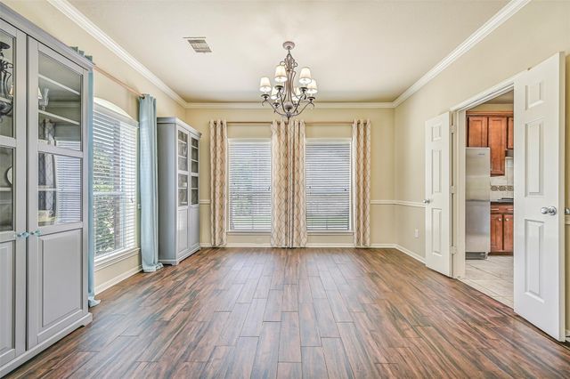 1226 Martinez Court, Friendswood, TX 77546