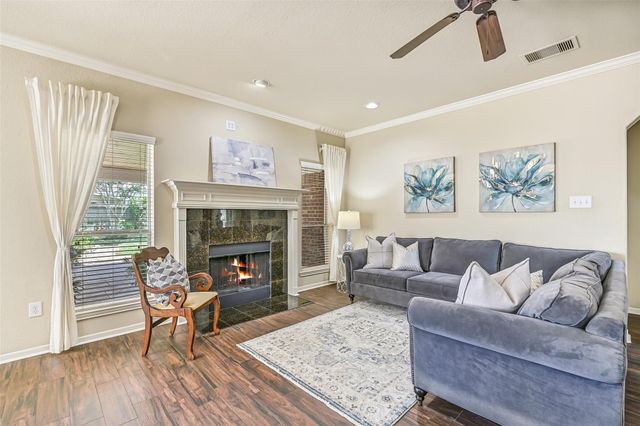1226 Martinez Court, Friendswood, TX 77546