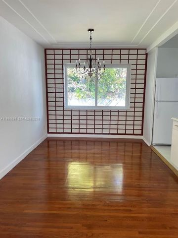 811 NE 70th St 0, Miami, FL 33138