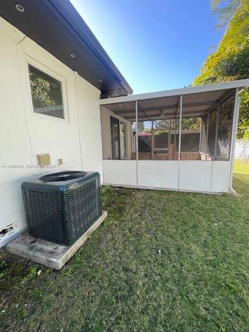 811 NE 70th St 0, Miami, FL 33138