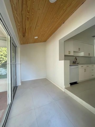 811 NE 70th St 0, Miami, FL 33138