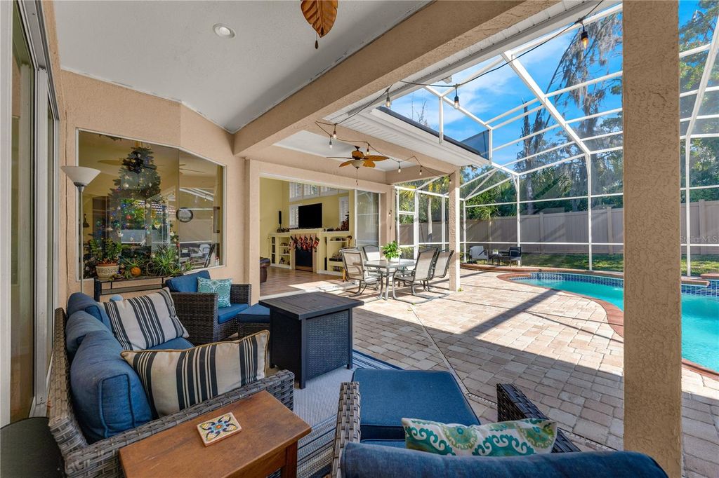 Image 15 of property listing at 9107 IVEY HILL COURT, Orlando, FL 32819