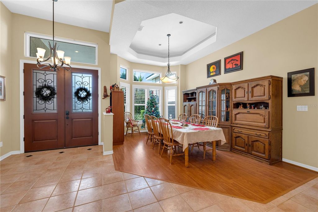 Image 4 of property listing at 9107 IVEY HILL COURT, Orlando, FL 32819