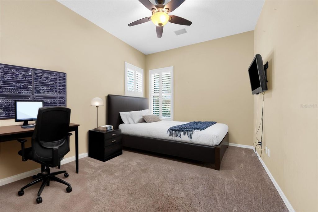 Image 37 of property listing at 9107 IVEY HILL COURT, Orlando, FL 32819