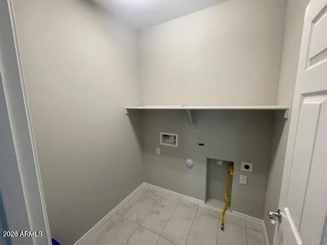 8746 W SAN JUAN Avenue, Glendale, AZ 85305