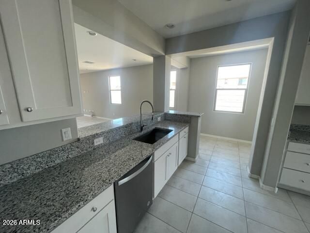 8746 W SAN JUAN Avenue, Glendale, AZ 85305