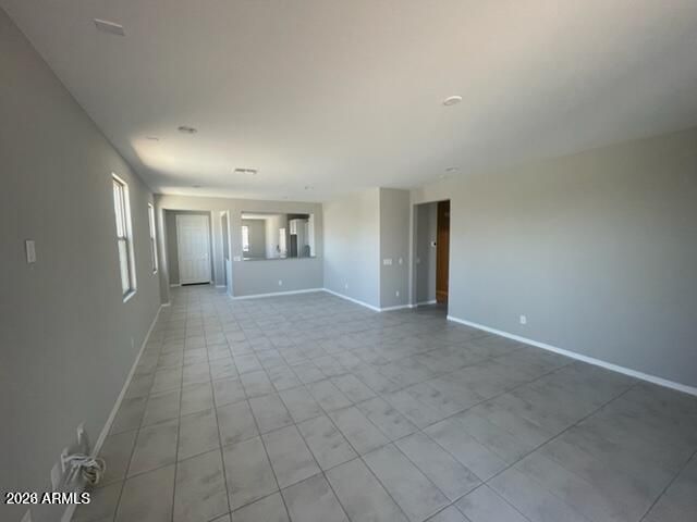 8746 W SAN JUAN Avenue, Glendale, AZ 85305