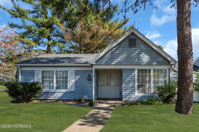 549A Mayfair Road, Manchester, NJ 08759