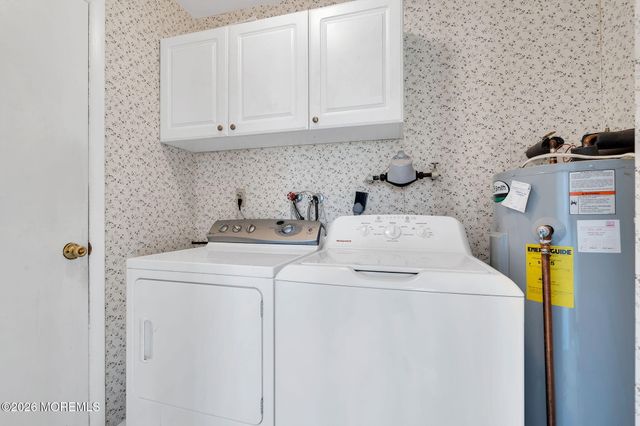 549A Mayfair Road, Manchester, NJ 08759