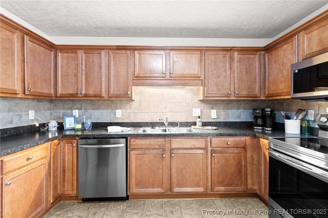 1244 Chimney Swift Drive, Fayetteville, NC 28306