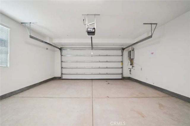 15909 Blue Copper Way, Fontana, CA 92336