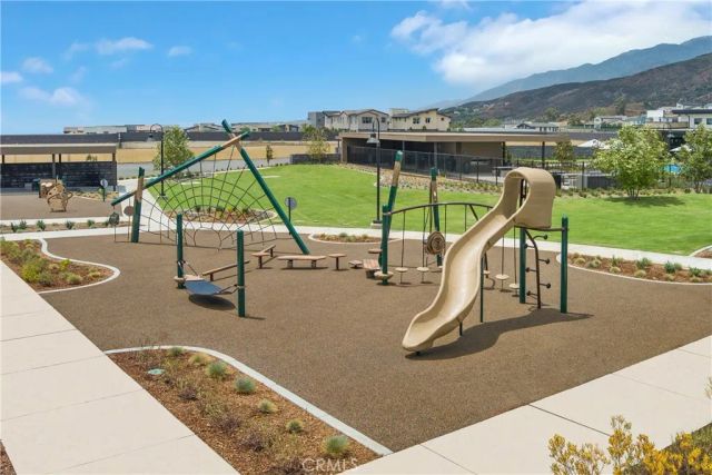 15909 Blue Copper Way, Fontana, CA 92336