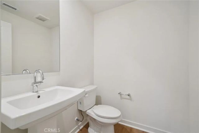 15909 Blue Copper Way, Fontana, CA 92336