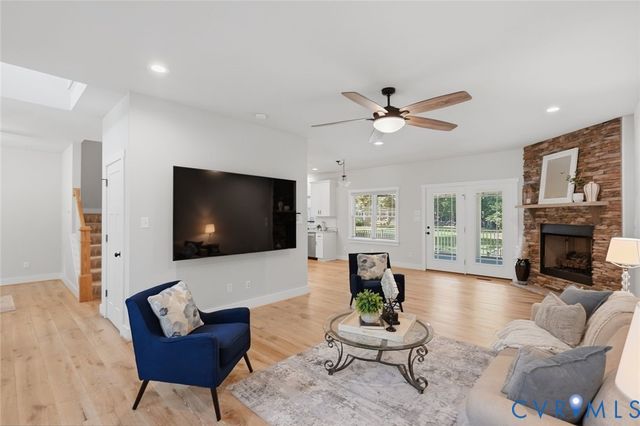9400 Woodpecker Rd, Chesterfield, VA 23838