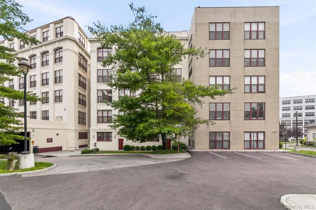 1 Scarsdale Road 202, Tuckahoe, NY 10707