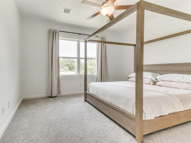 4592 Kensington Way, Edmond, OK 73025