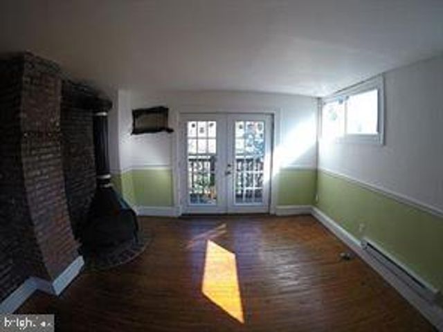 105 N 35TH ST, Philadelphia, PA 19104
