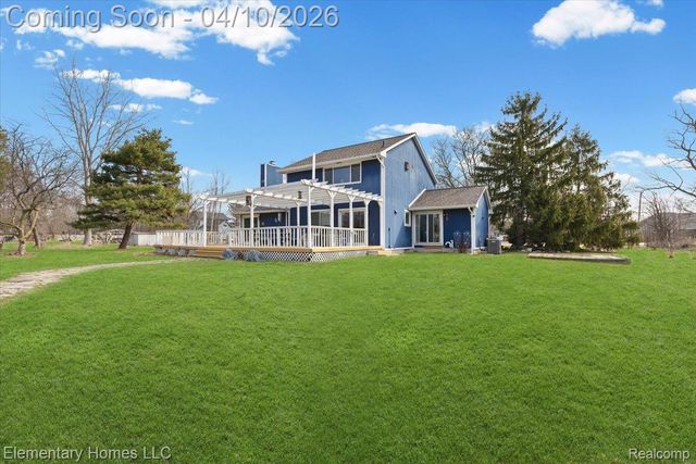 53771 N Foster Road, Chesterfield Township, MI 48051