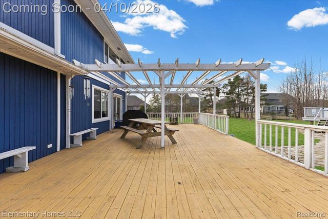 53771 N Foster Road, Chesterfield Township, MI 48051