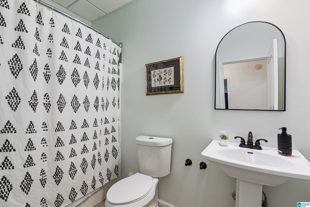 1013 CREEL DRIVE, Moody, AL 35004