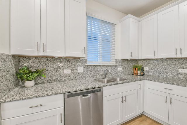 10634 Cashew Run Lane, Houston, TX 77075