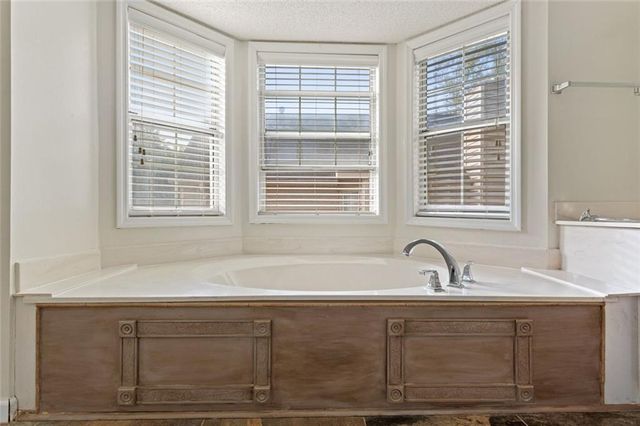 5182 Laurel Bridge Court SE, Smyrna, GA 30082