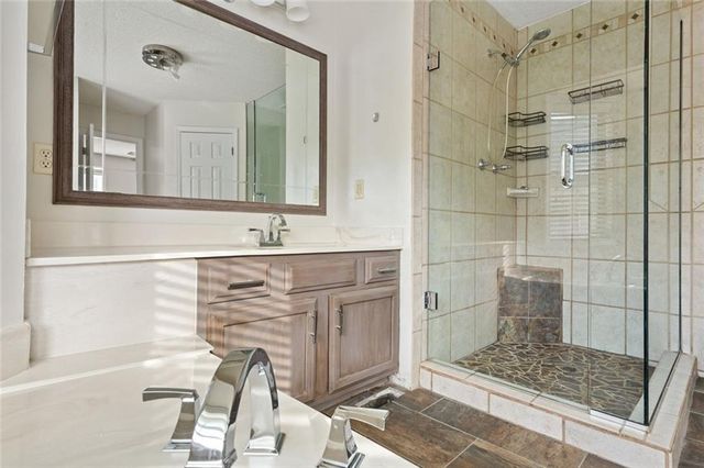 5182 Laurel Bridge Court SE, Smyrna, GA 30082