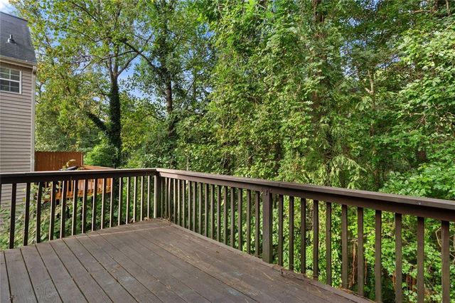 5182 Laurel Bridge Court SE, Smyrna, GA 30082