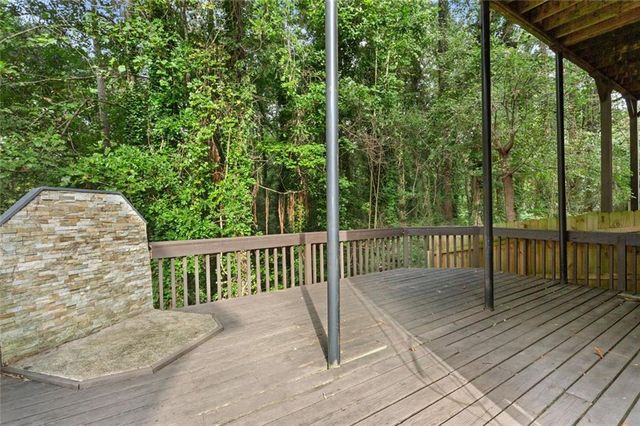 5182 Laurel Bridge Court SE, Smyrna, GA 30082