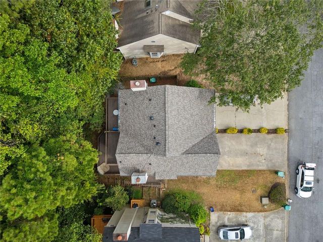 5182 Laurel Bridge Court SE, Smyrna, GA 30082