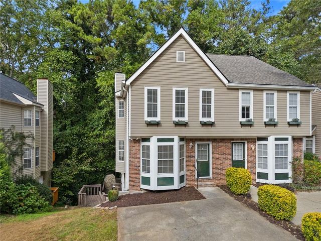 5182 Laurel Bridge Court SE, Smyrna, GA 30082