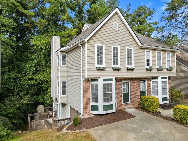5182 Laurel Bridge Court SE, Smyrna, GA 30082