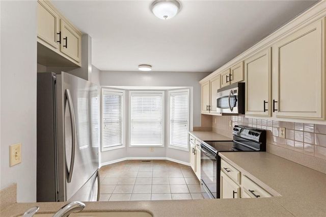 5182 Laurel Bridge Court SE, Smyrna, GA 30082