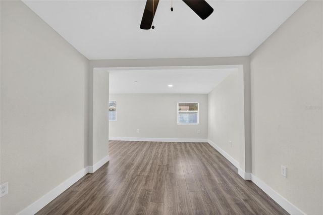 2525 W BEACH STREET, Tampa, FL 33607