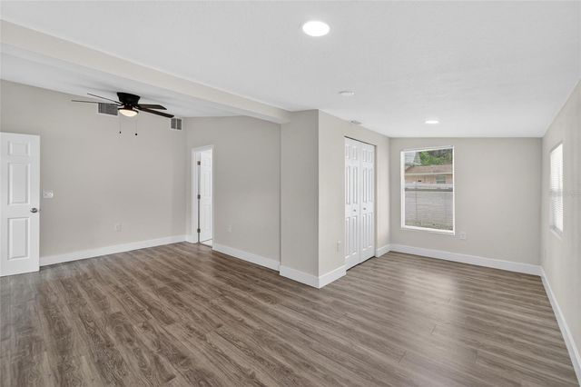 2525 W BEACH STREET, Tampa, FL 33607