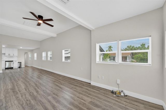 2525 W BEACH STREET, Tampa, FL 33607