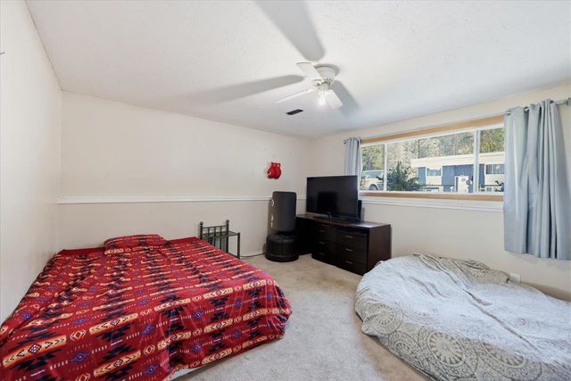 6109 N Oxford Dr, Spokane, WA 99208