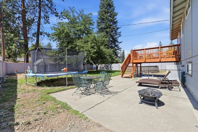 6109 N Oxford Dr, Spokane, WA 99208