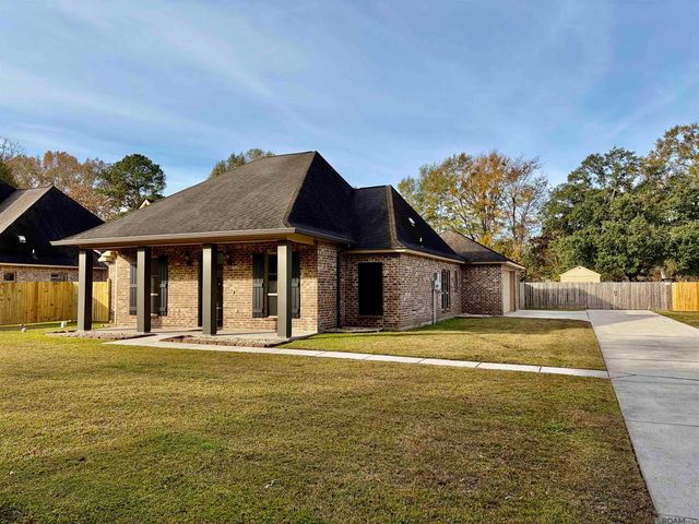 12489 Palmer Rd, Gonzales, LA 70737