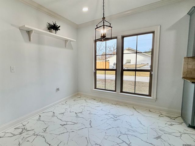 12489 Palmer Rd, Gonzales, LA 70737