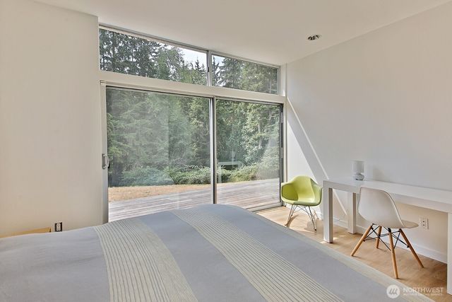 4645 Handy Road, Clinton, WA 98236