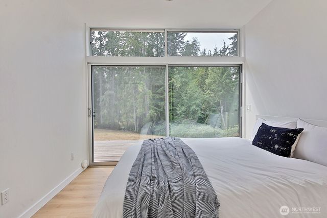 4645 Handy Road, Clinton, WA 98236