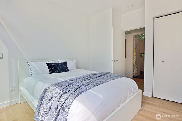 4645 Handy Road, Clinton, WA 98236