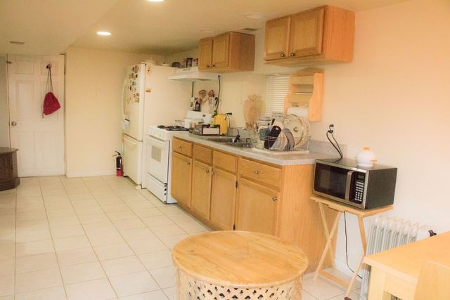 6310 W Warwick Avenue G, Chicago, IL 60634